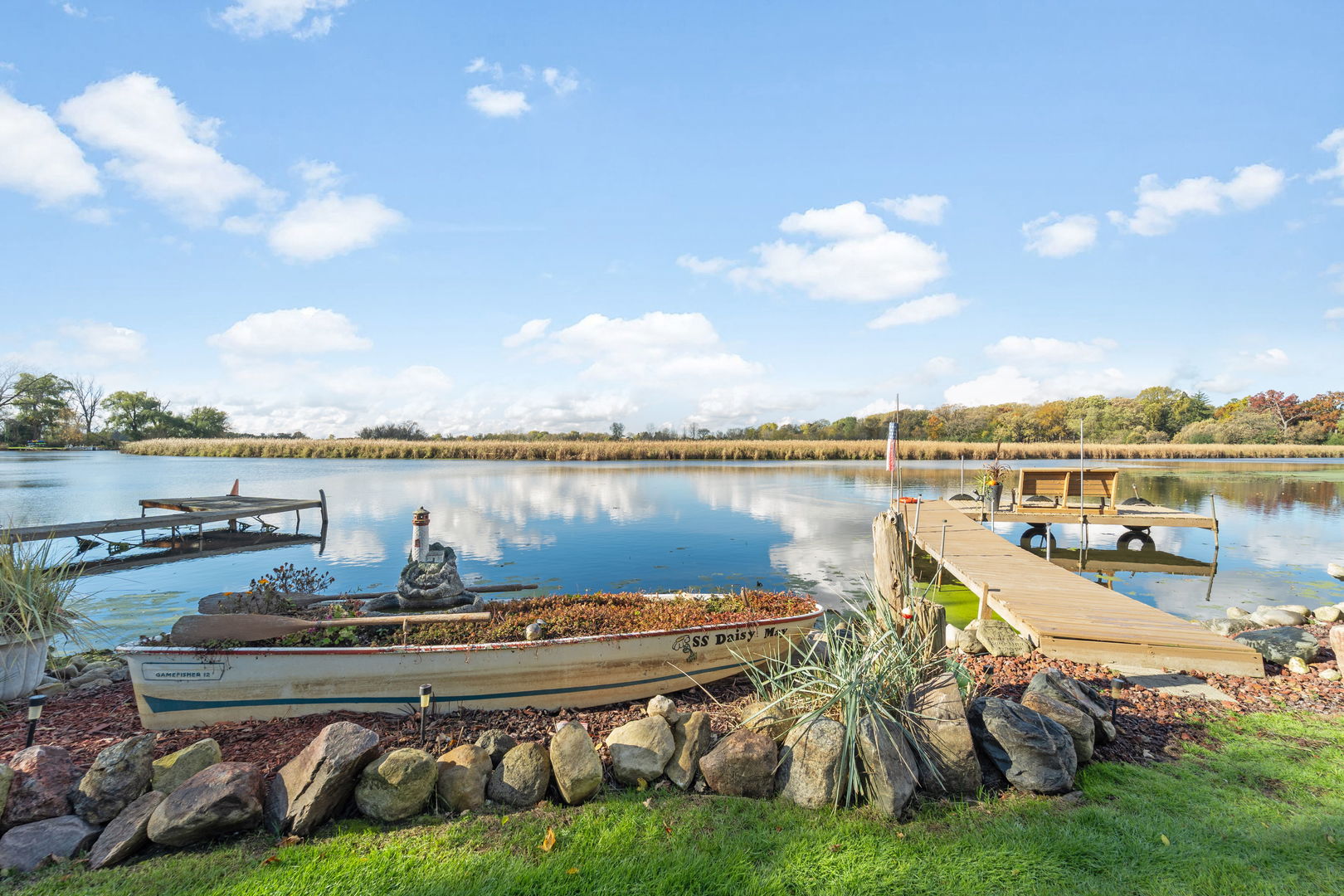 8508 Fox River Road, Waterford, WI 53185