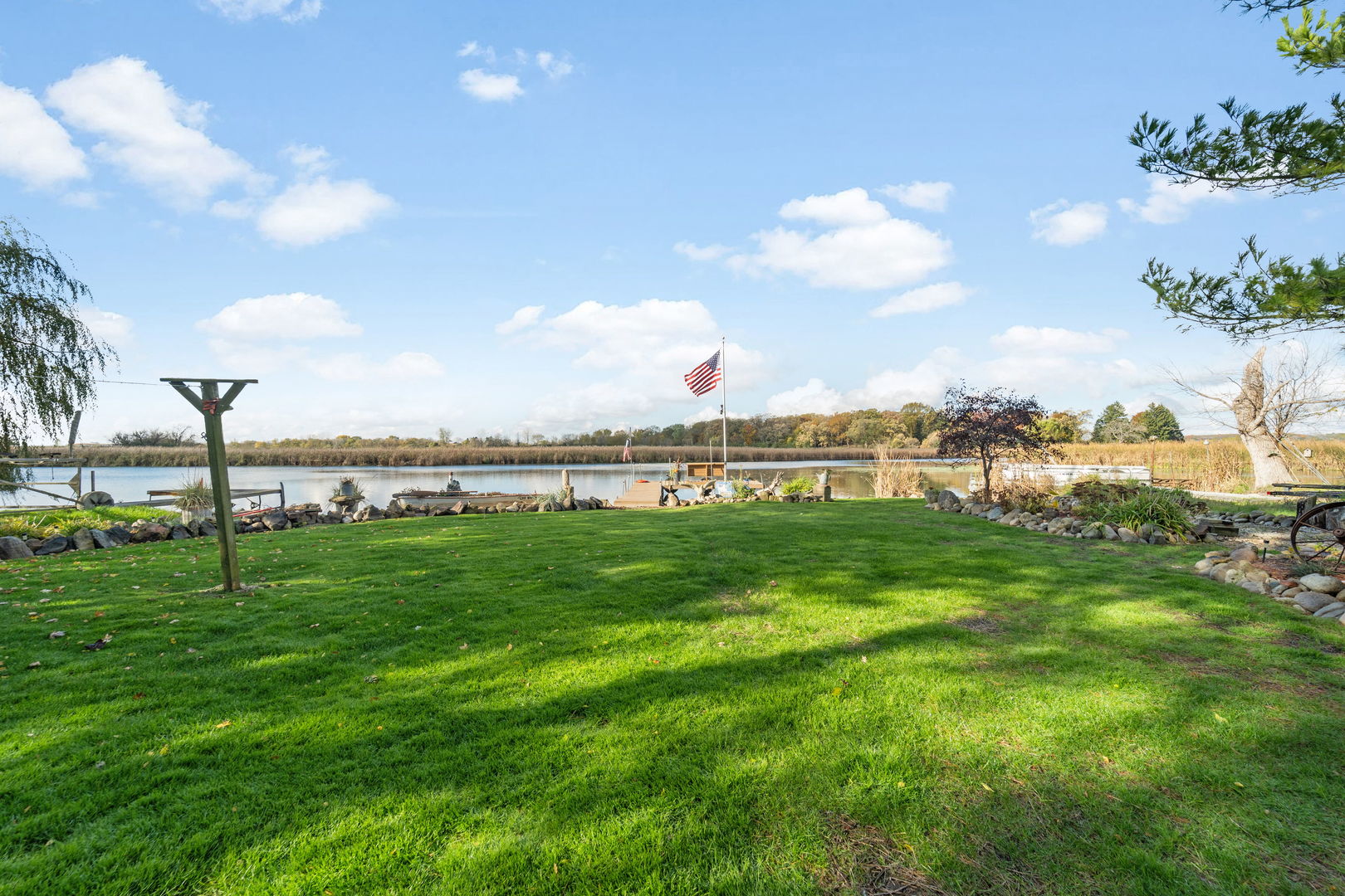 8508 Fox River Road, Waterford, WI 53185