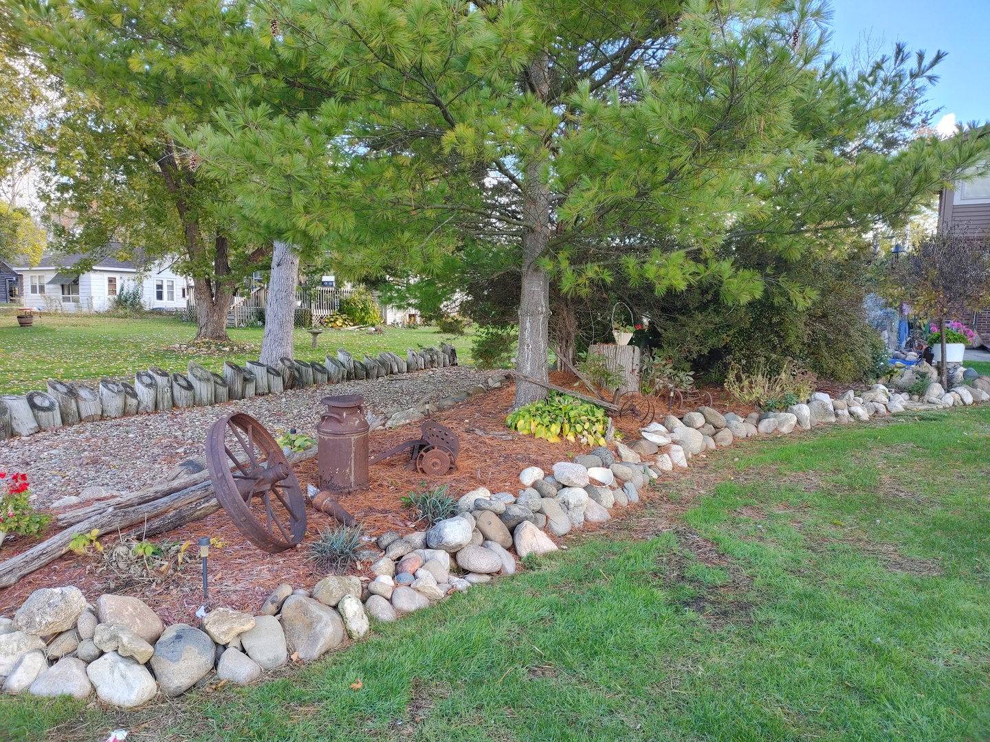 8508 Fox River Road, Waterford, WI 53185