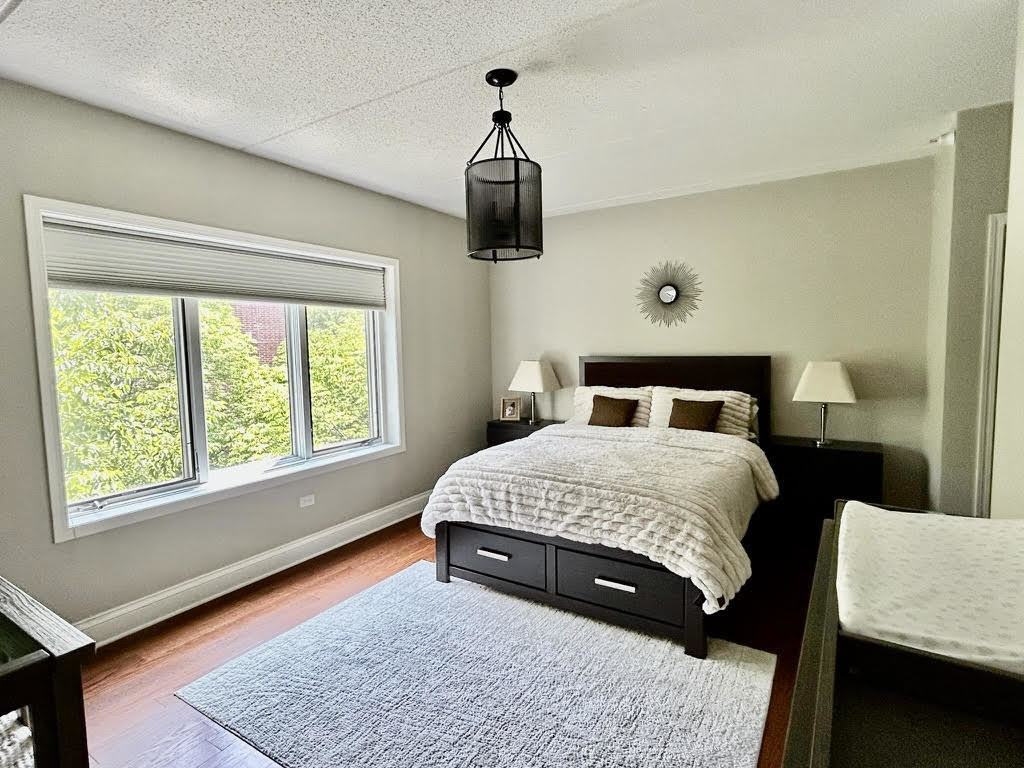 1675 Mill Street #302, Des Plaines, IL 60016