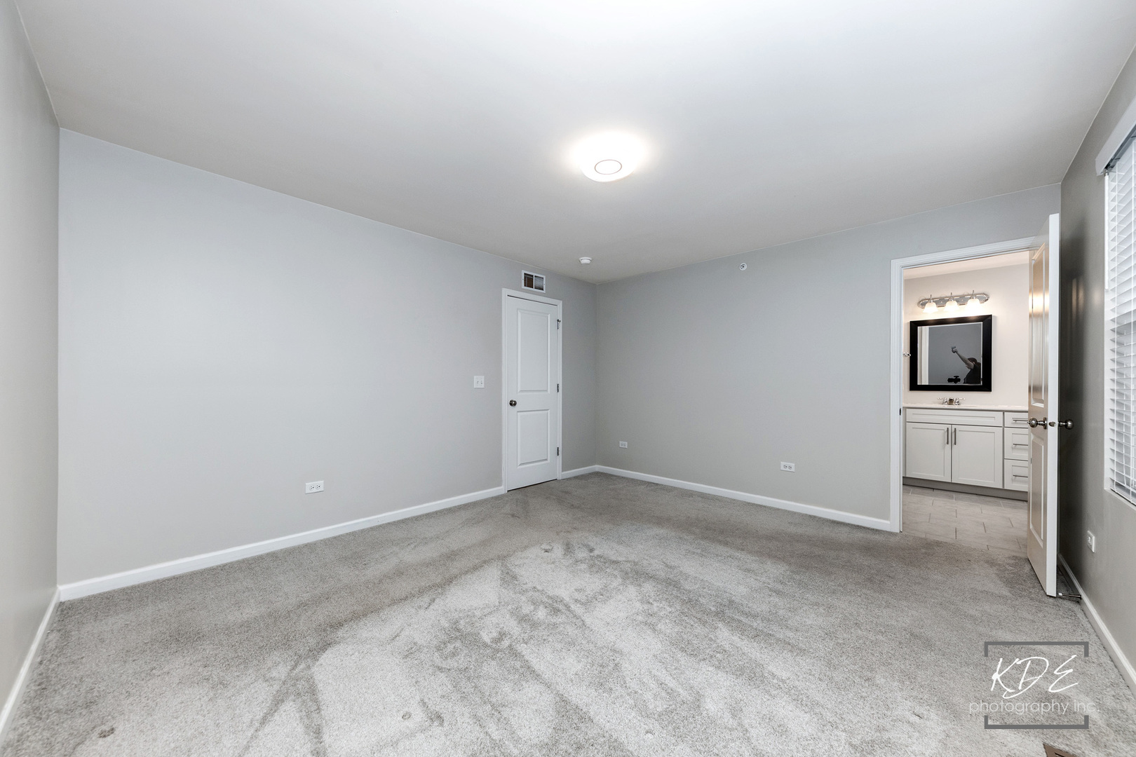 2110 Weatherbee Lane, Naperville, IL 60563