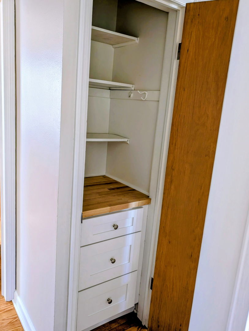 5916 W Montrose Avenue #2S, Chicago, IL 60634