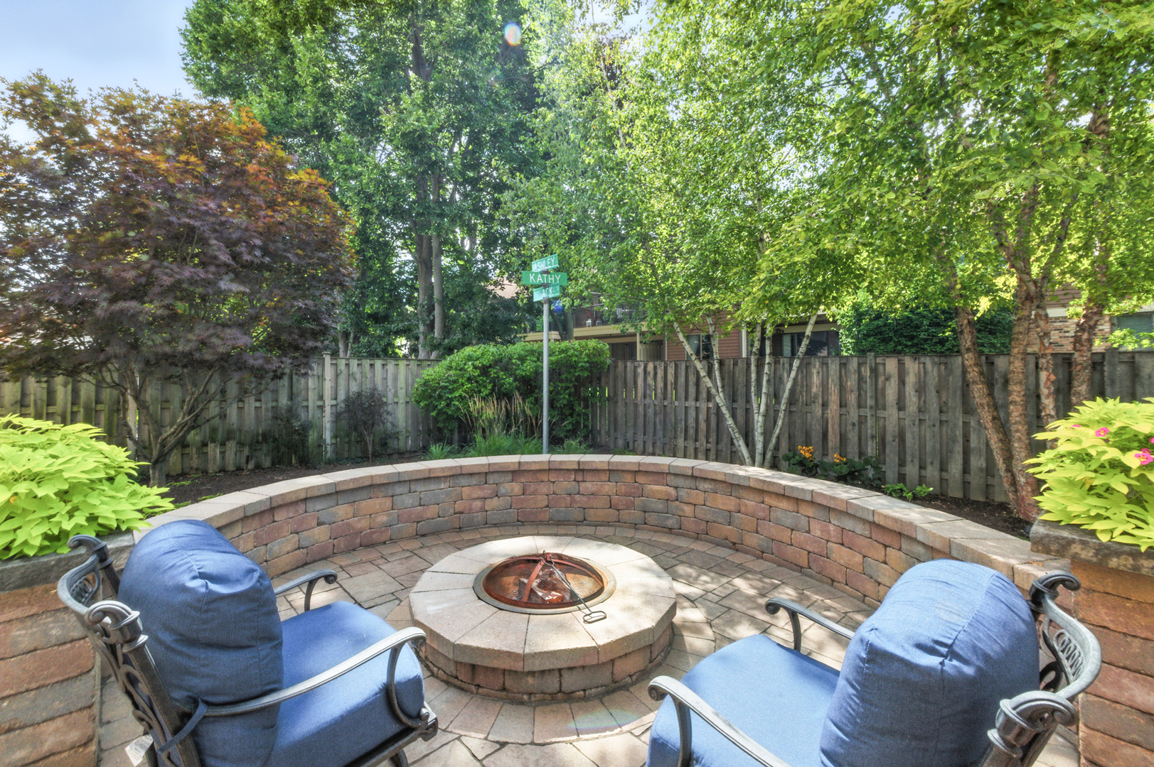 1022 Tennessee Lane, Elk Grove Village, IL 60007