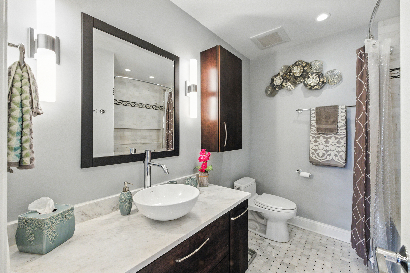 1022 Tennessee Lane, Elk Grove Village, IL 60007