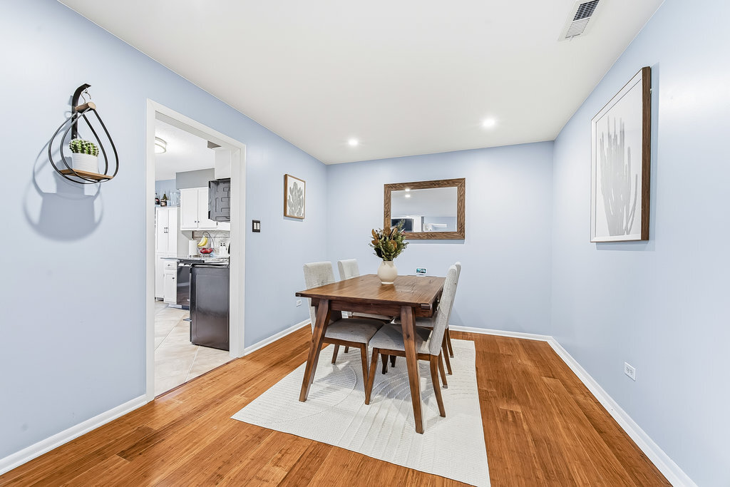 90 Golfview Lane #D, Frankfort, IL 60423