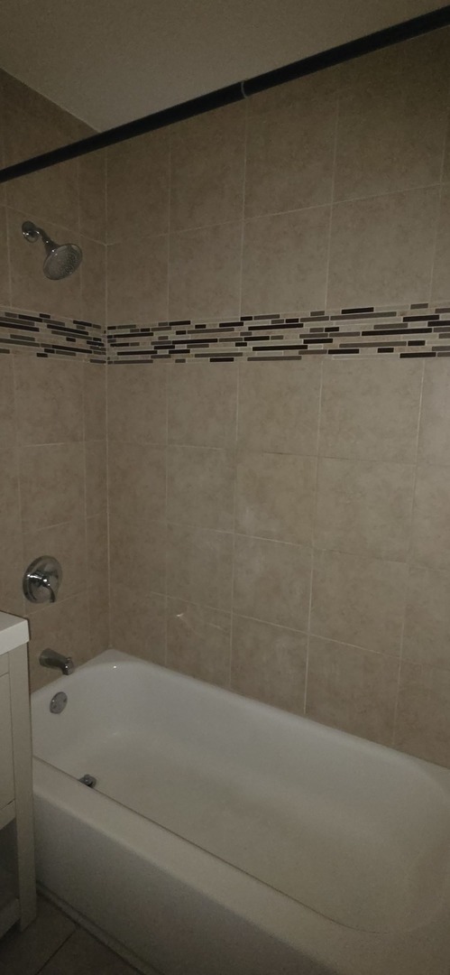 5742 S King Drive #3, Chicago, IL 60637