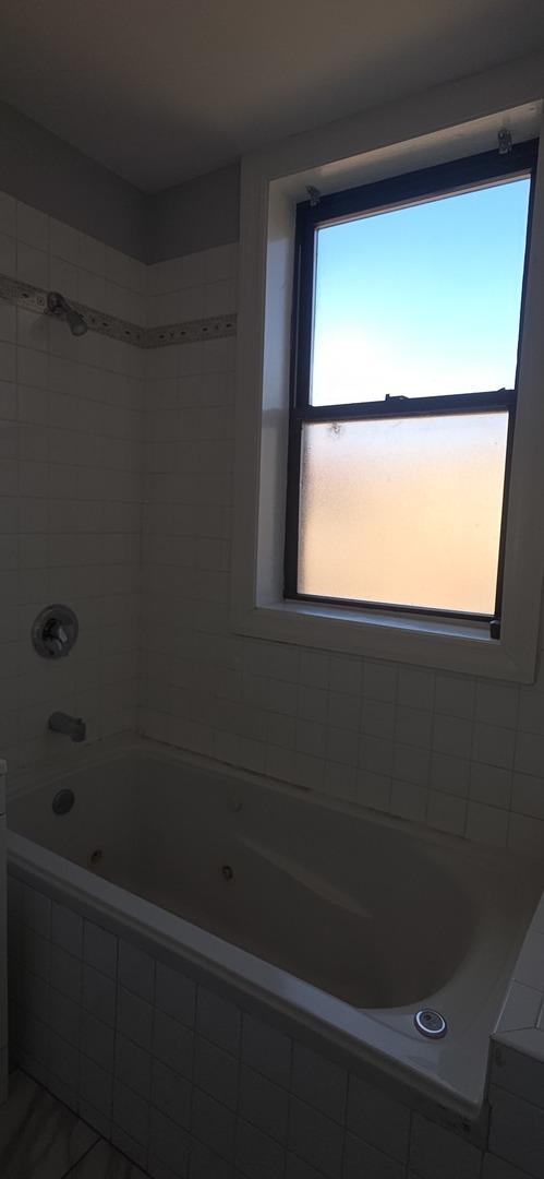 5742 S King Drive #3, Chicago, IL 60637