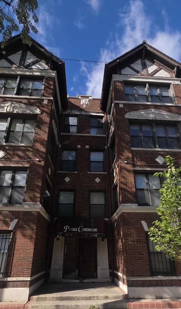 5742 S King Drive #3, Chicago, IL 60637