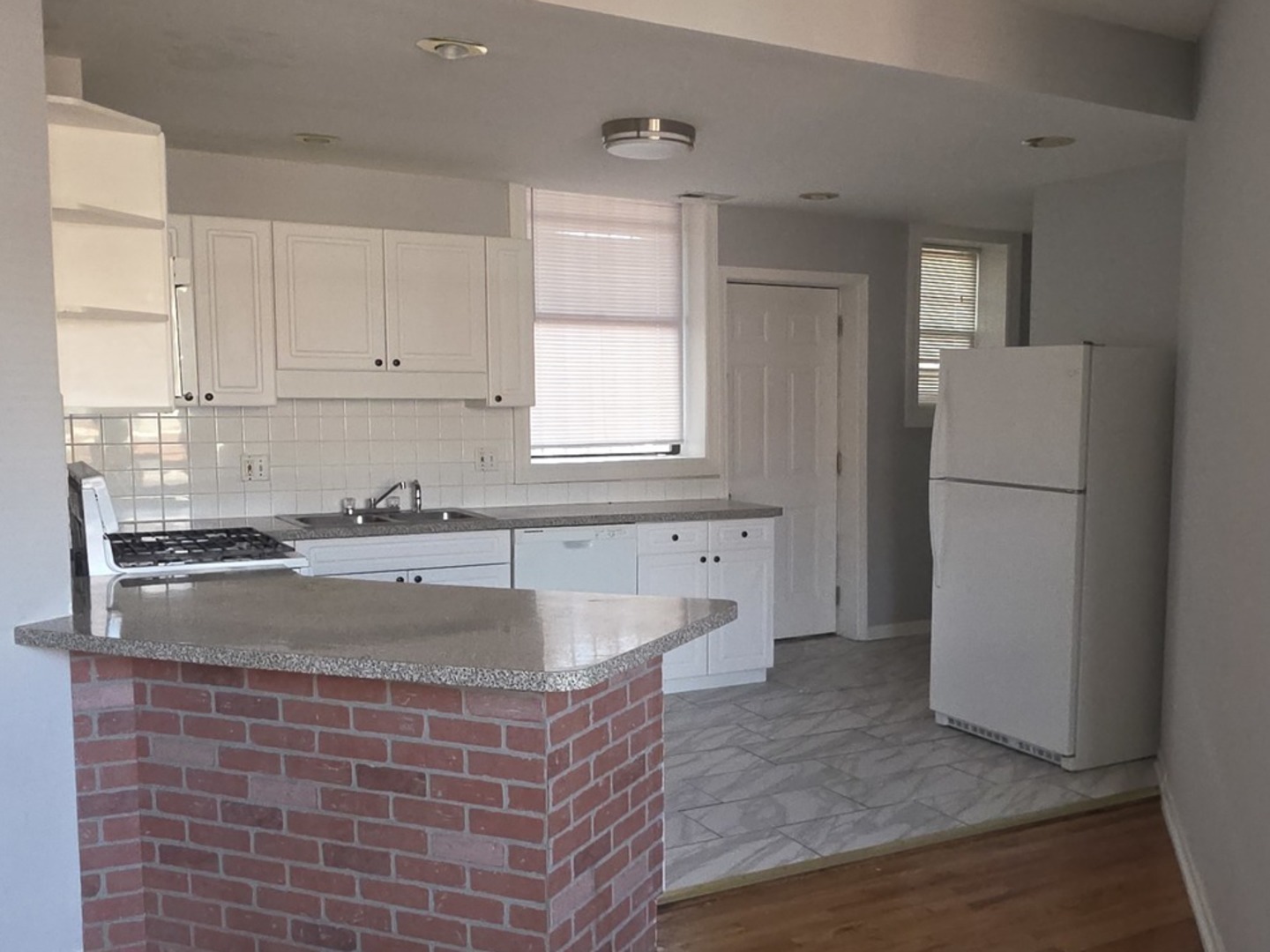 5742 S King Drive #3, Chicago, IL 60637