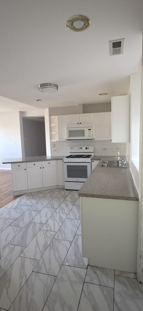 5742 S King Drive #3, Chicago, IL 60637