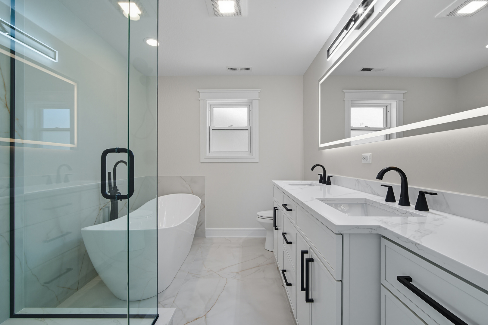 6109 W Berenice Avenue, Chicago, IL 60634