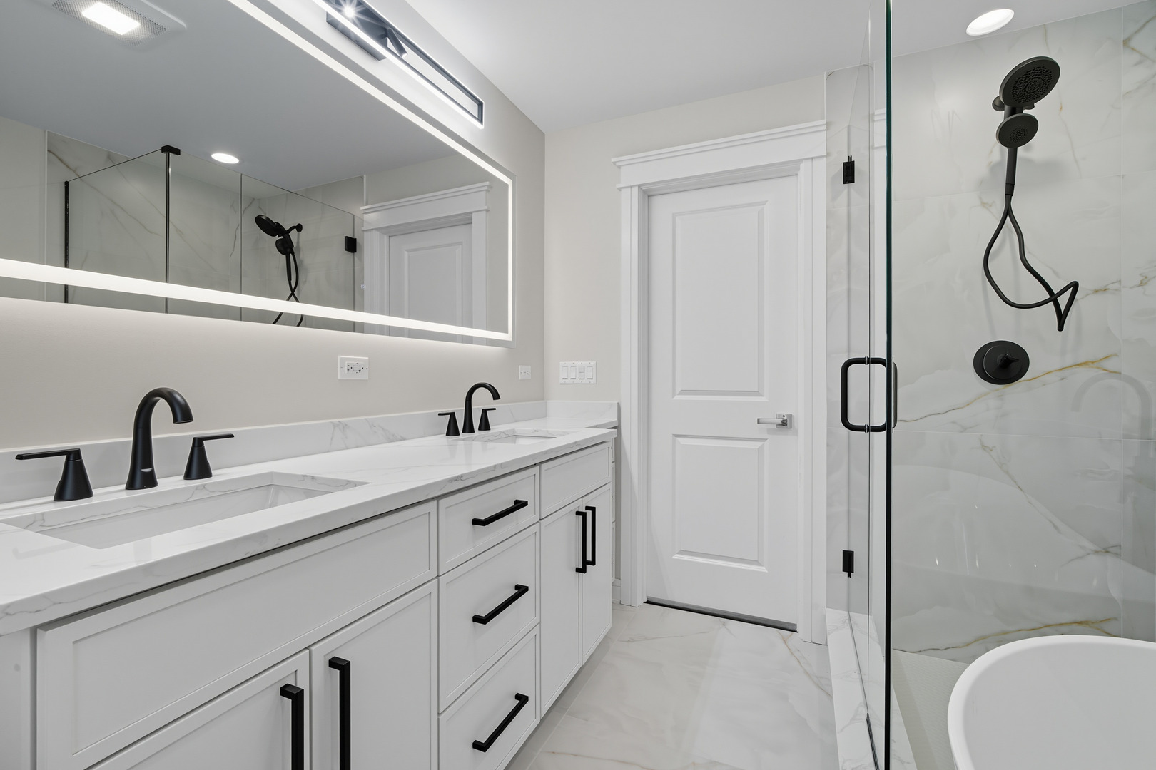 6109 W Berenice Avenue, Chicago, IL 60634