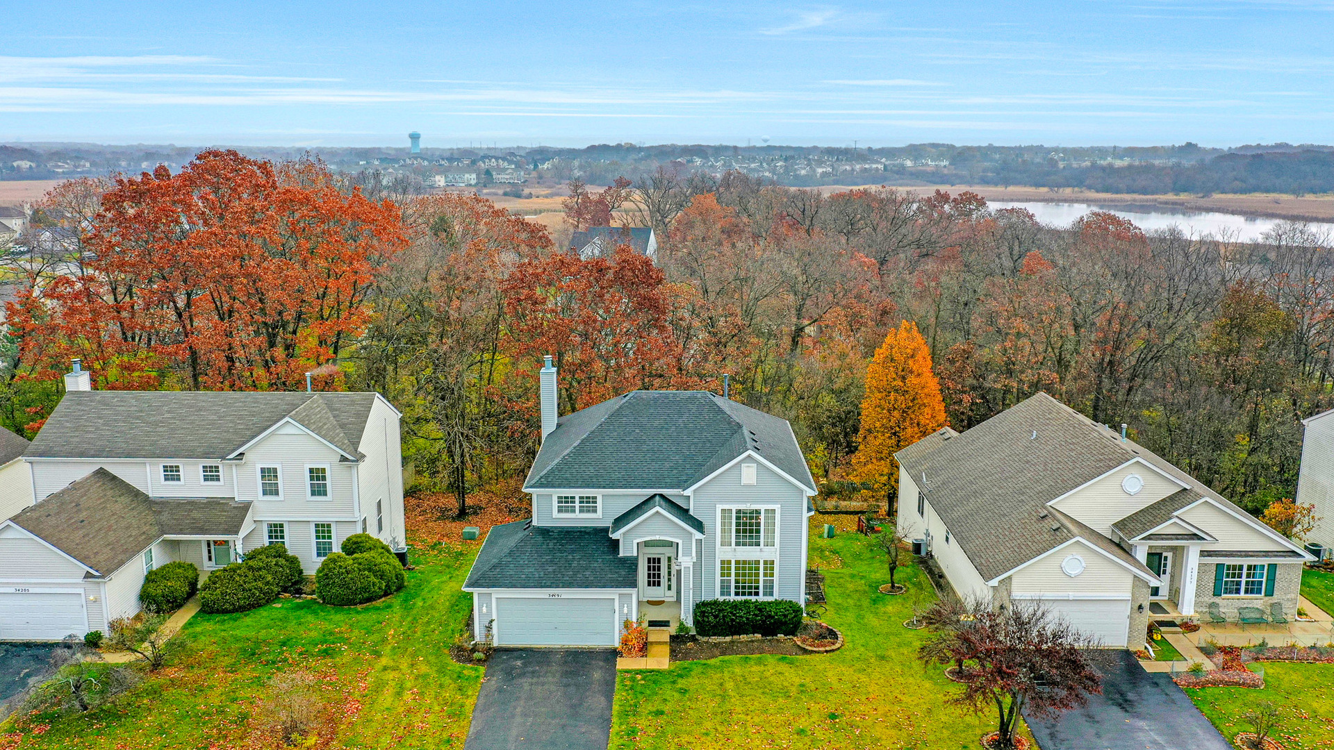 Round Lake, IL 60073