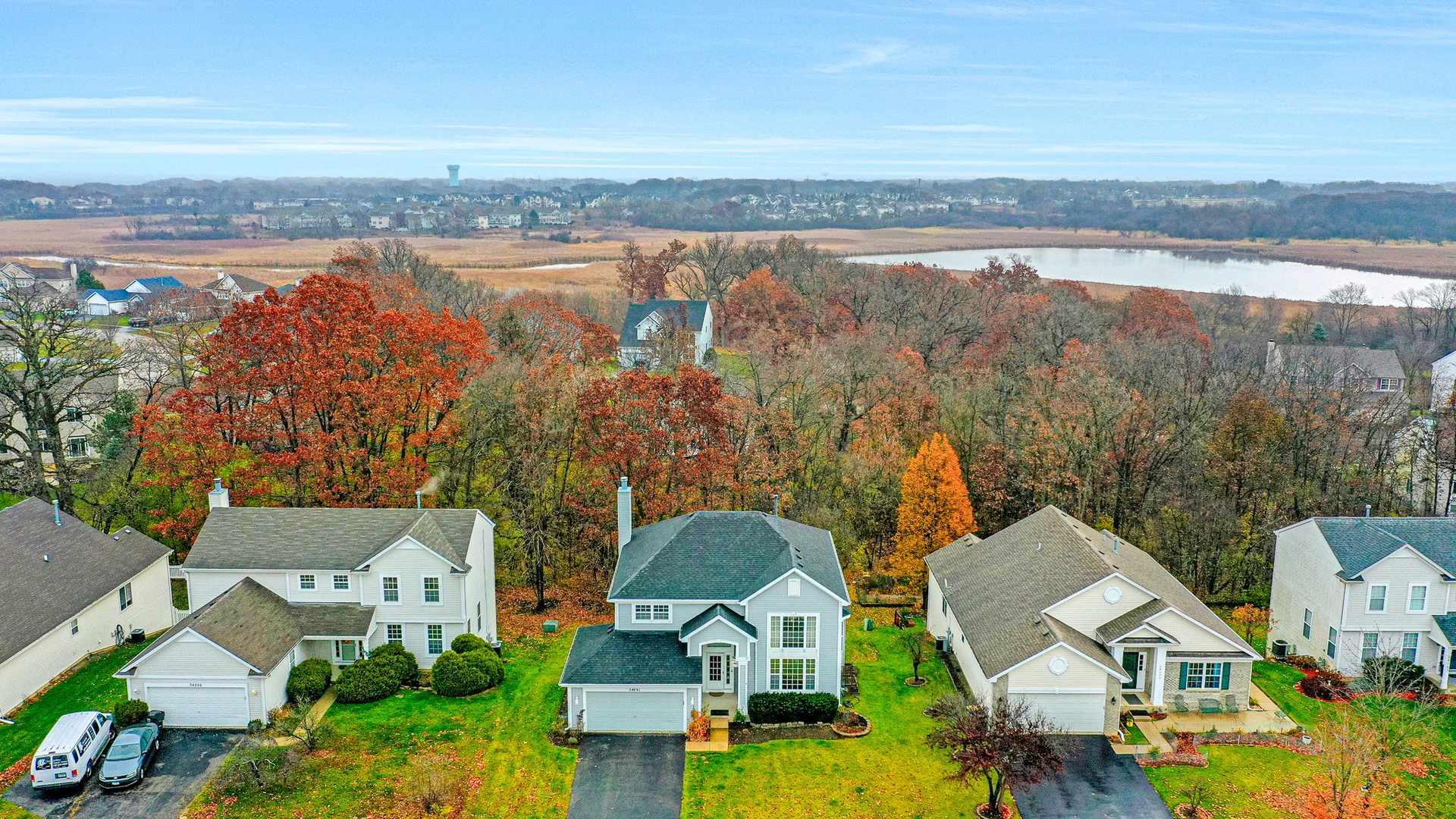 Round Lake, IL 60073