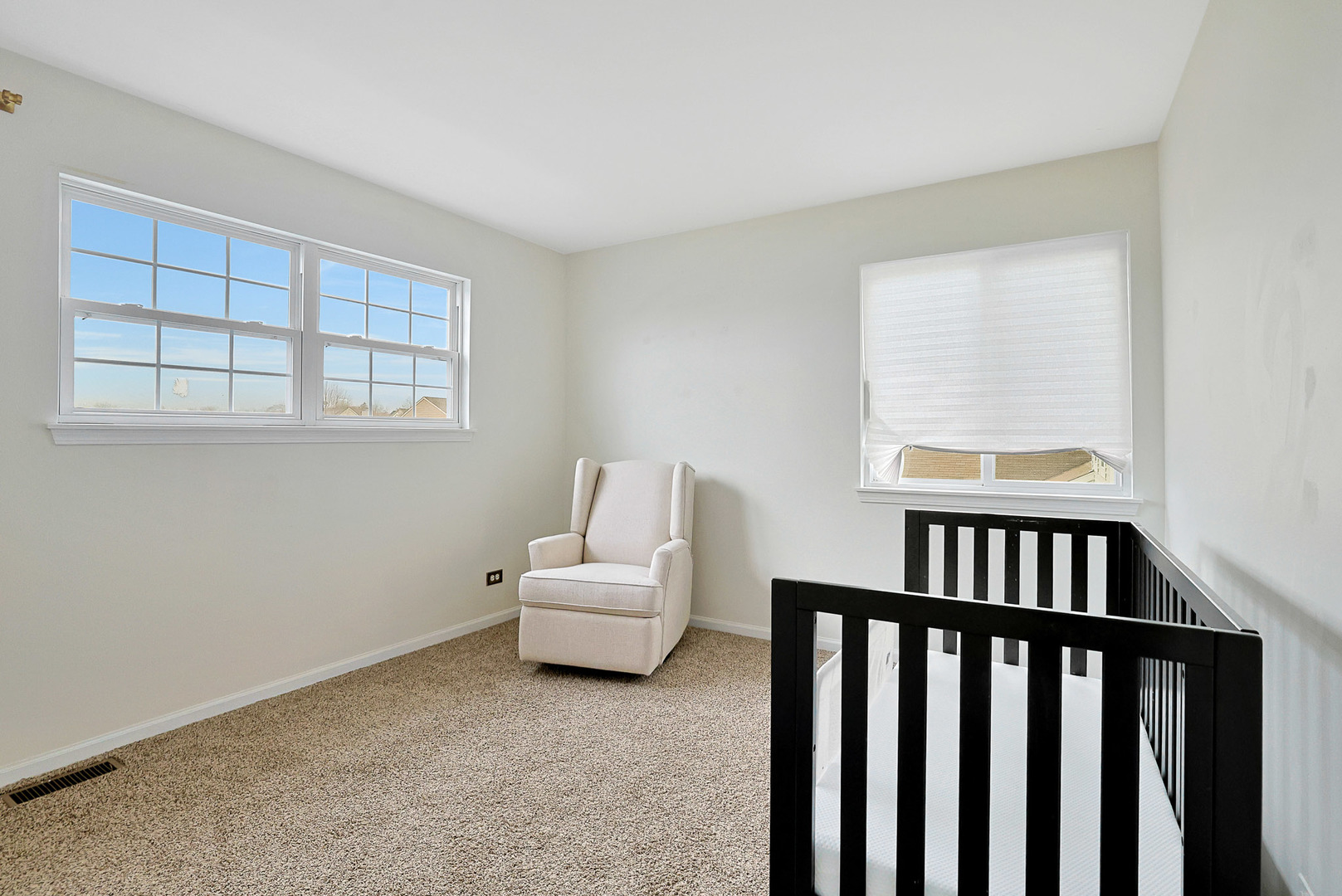 Round Lake, IL 60073