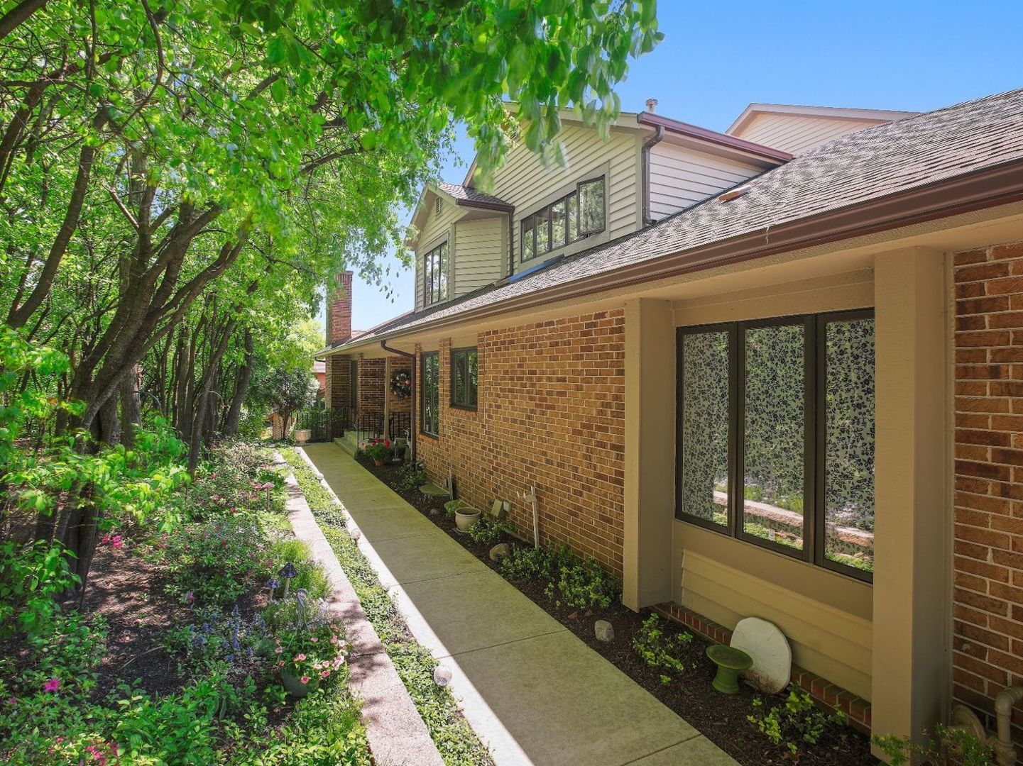 1148 Mistwood Lane, Downers Grove, IL 60515