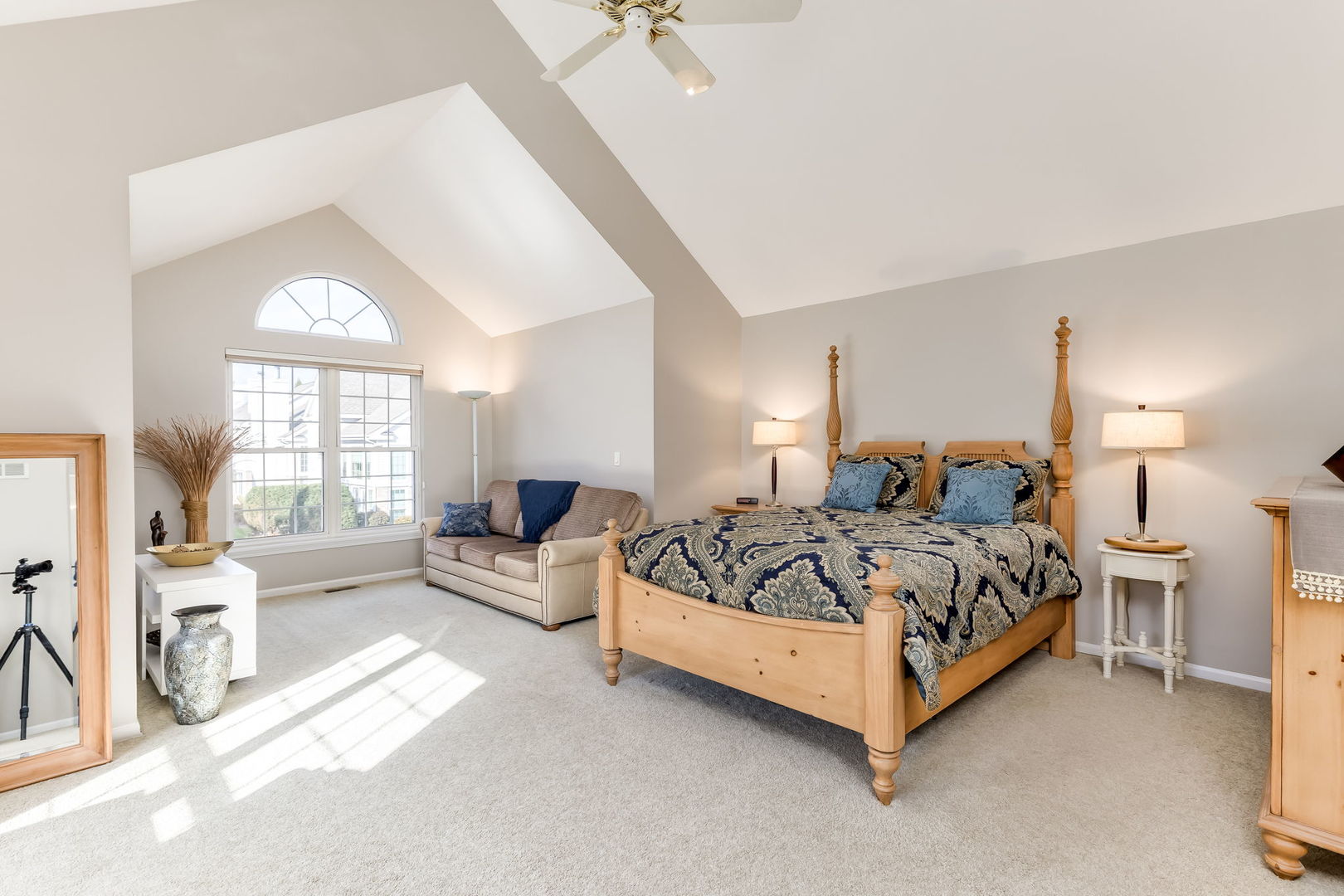 509 Citadel Circle, Westmont, IL 60559