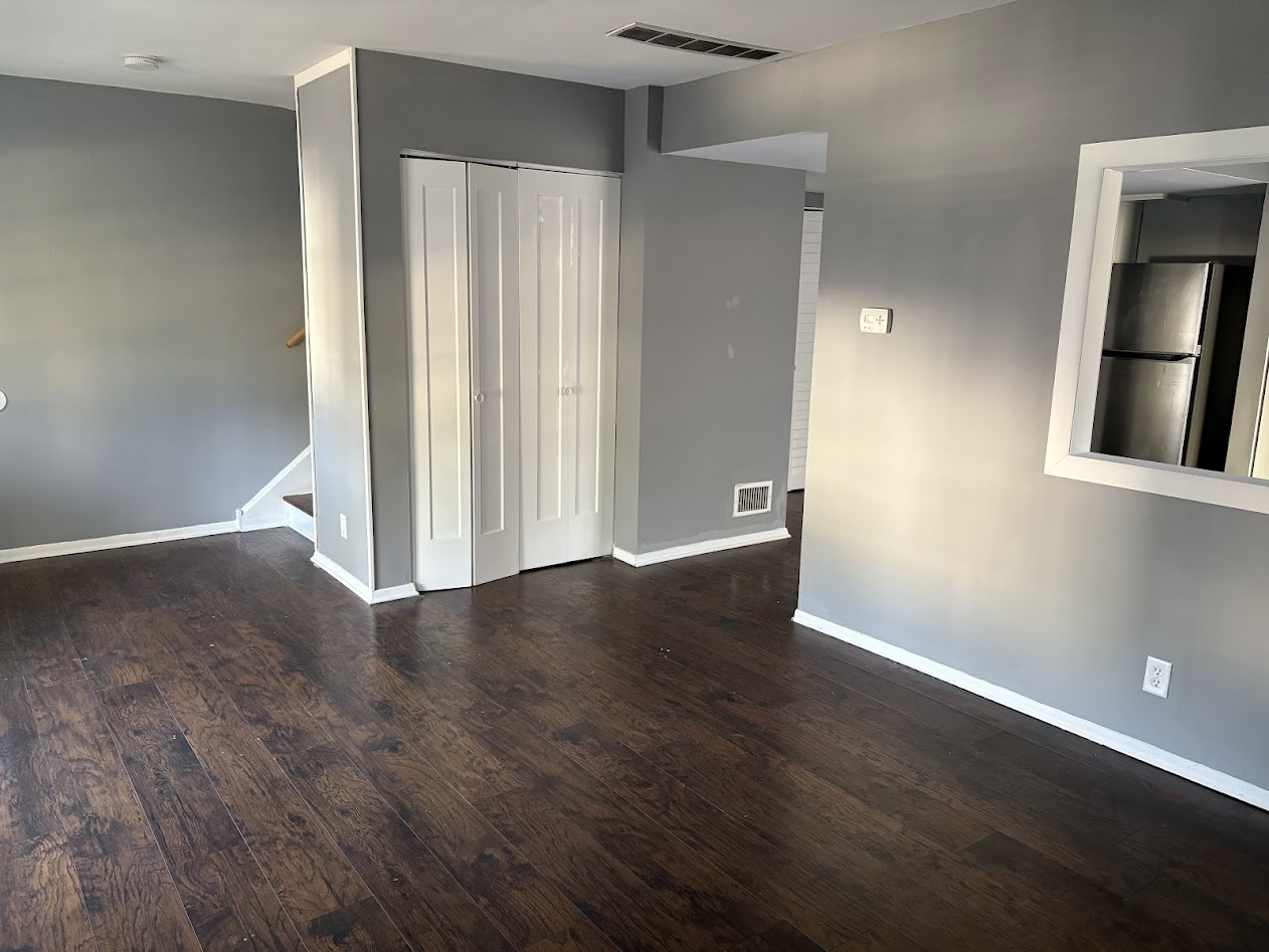 4W Fernwood Drive, Bolingbrook, IL 60440