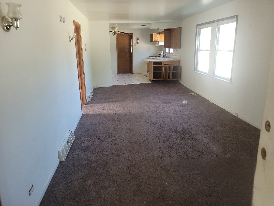 2100 S 14th Avenue, Broadview, IL 60155