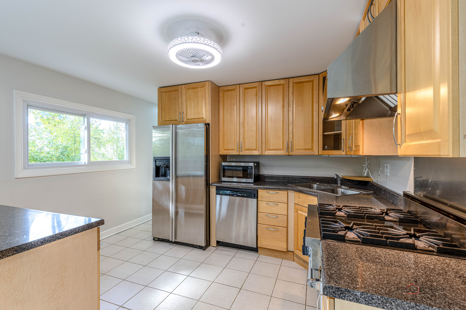 533 Cherry Lane, Glenview, IL 60025