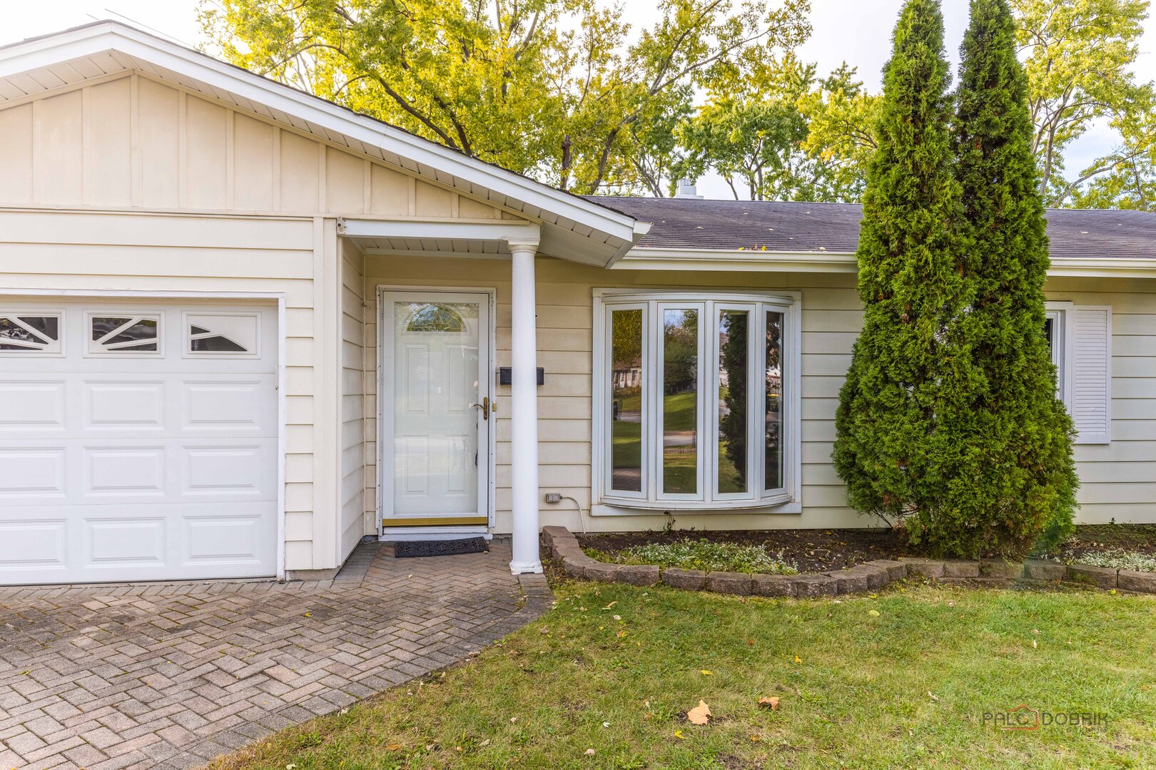 533 Cherry Lane, Glenview, IL 60025