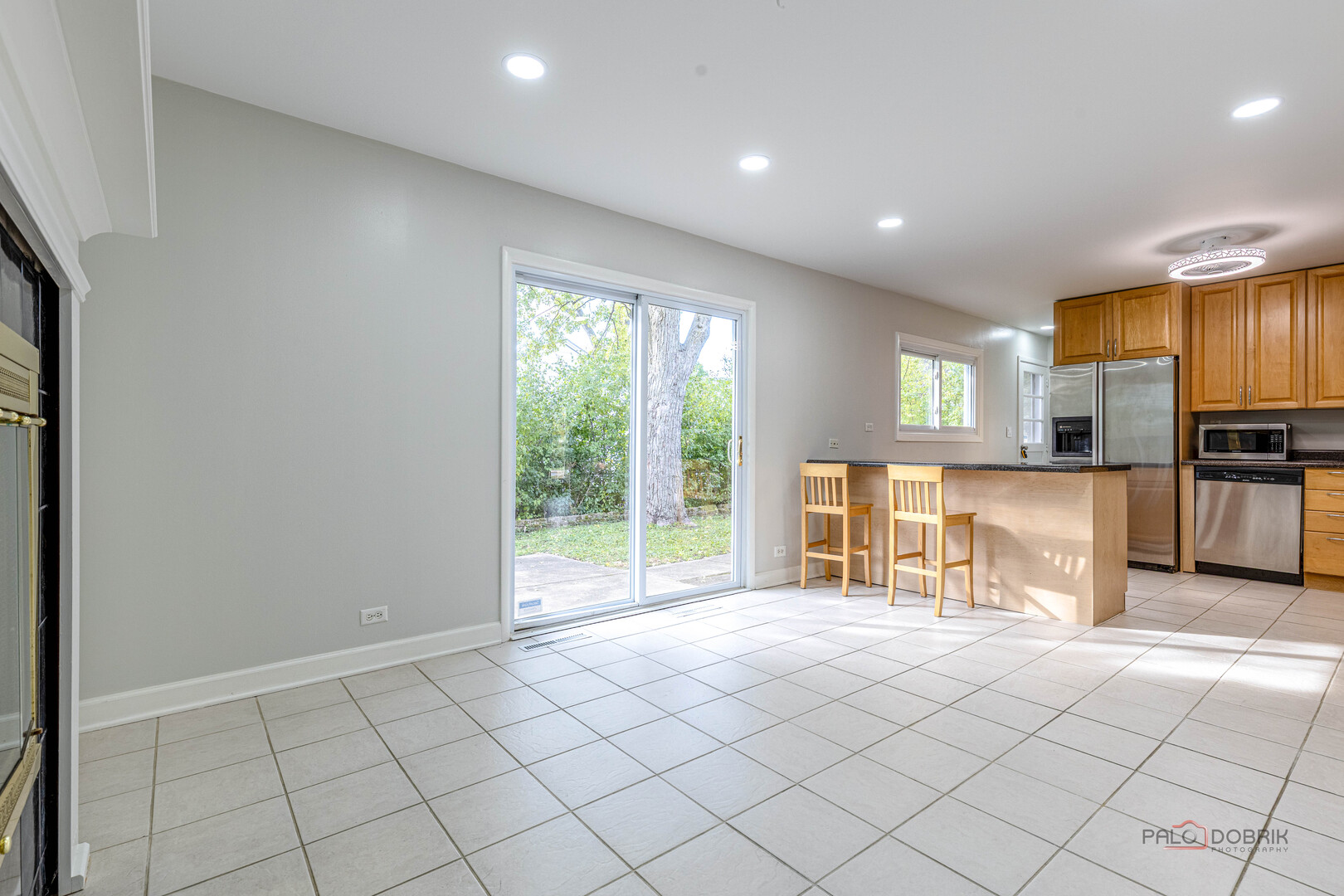 533 Cherry Lane, Glenview, IL 60025