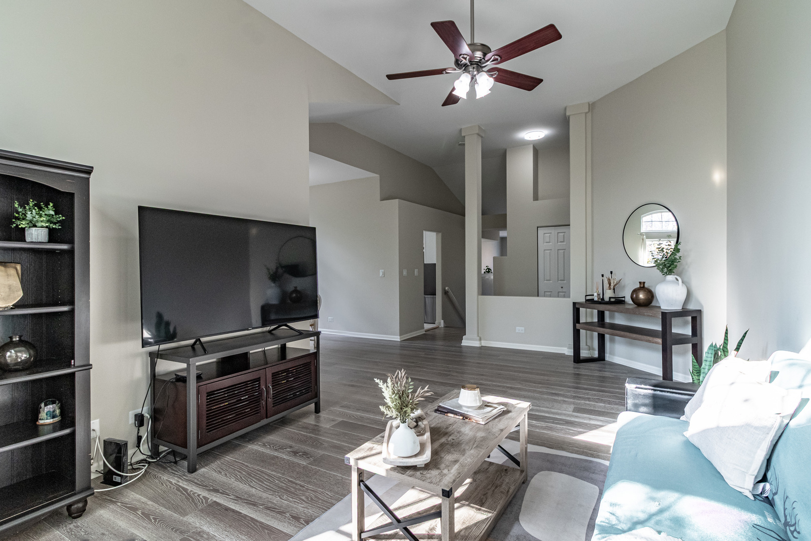 2005 CAMBRIA Court, Northbrook, IL 60062