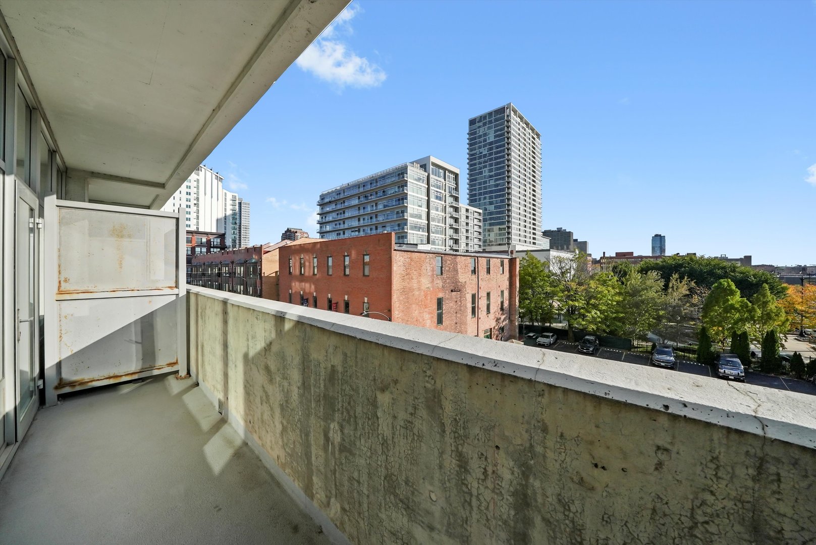 50 E 16th Street #411, Chicago, IL 60616