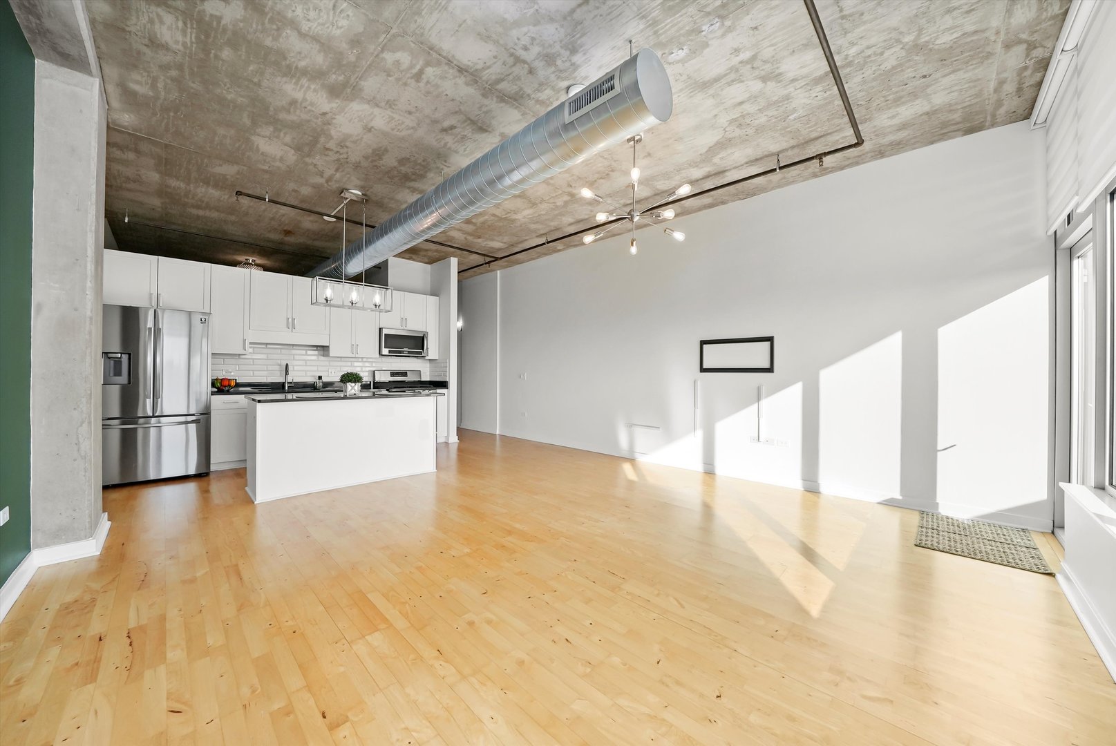 50 E 16th Street #411, Chicago, IL 60616
