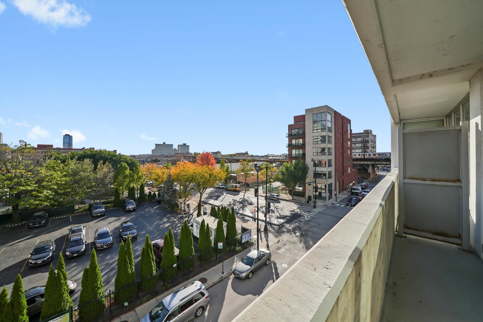 50 E 16th Street #411, Chicago, IL 60616