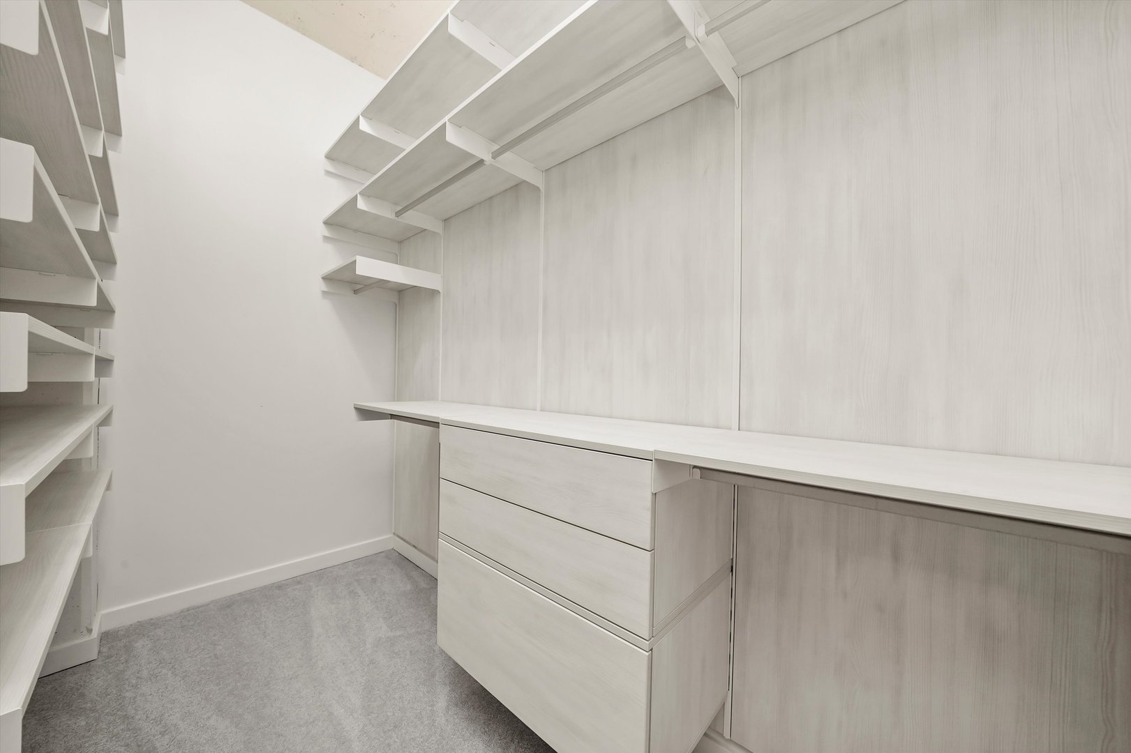 50 E 16th Street #411, Chicago, IL 60616