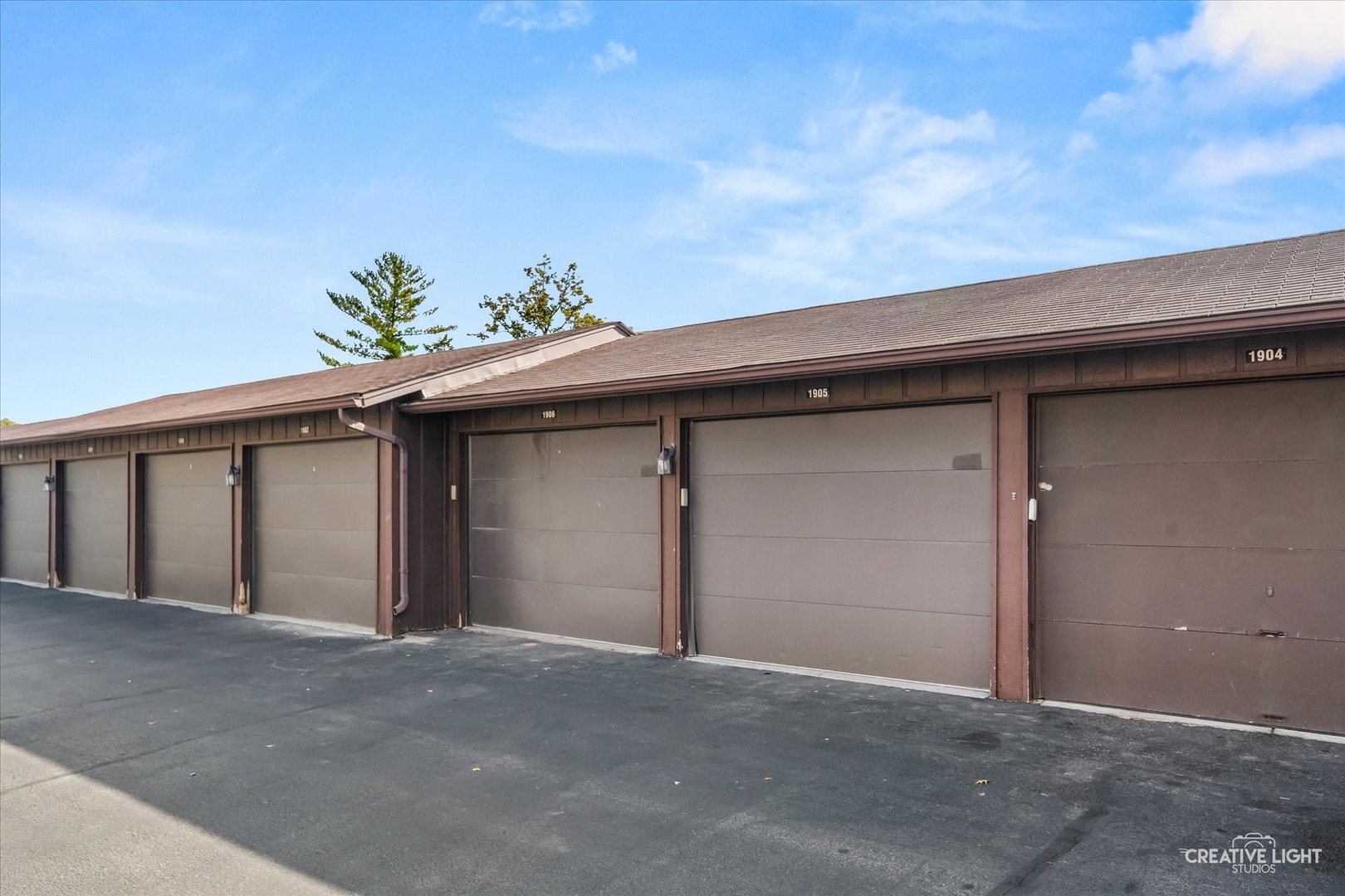 2220 Wharf Drive #1906, Woodridge, IL 60517