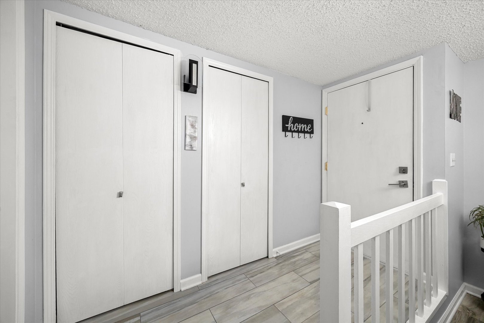 2220 Wharf Drive #1906, Woodridge, IL 60517