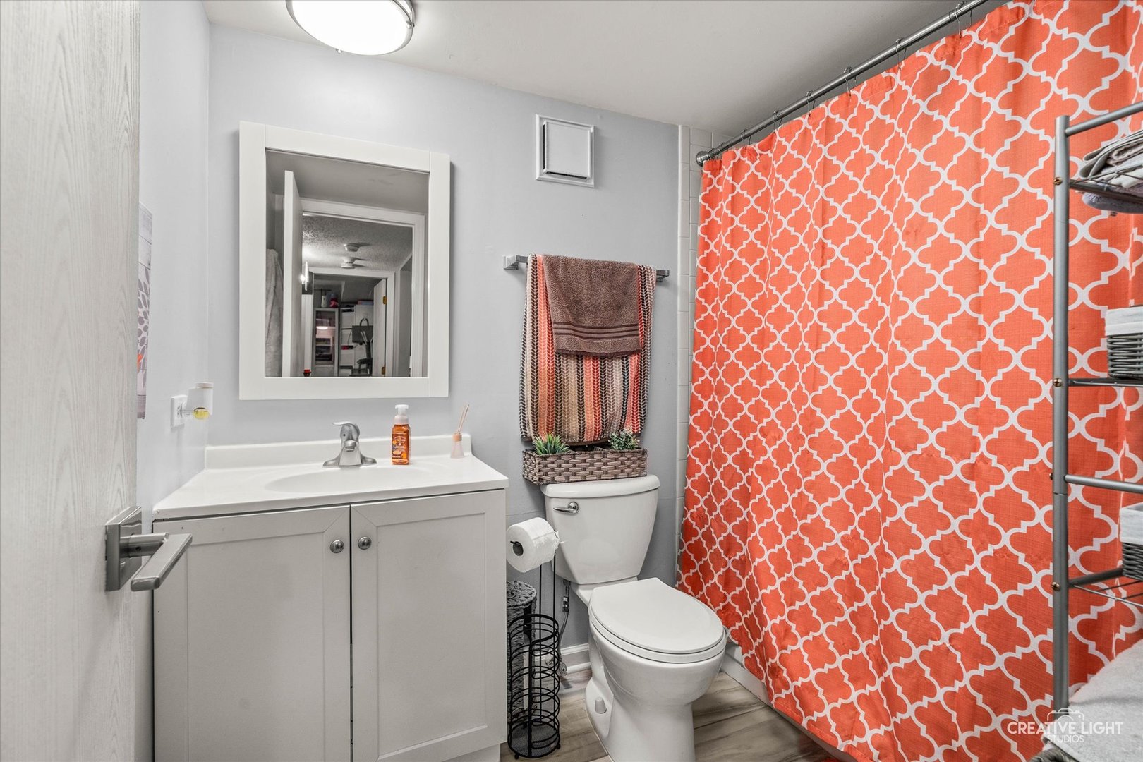 2220 Wharf Drive #1906, Woodridge, IL 60517