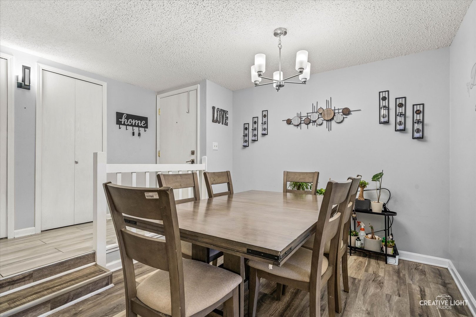 2220 Wharf Drive #1906, Woodridge, IL 60517