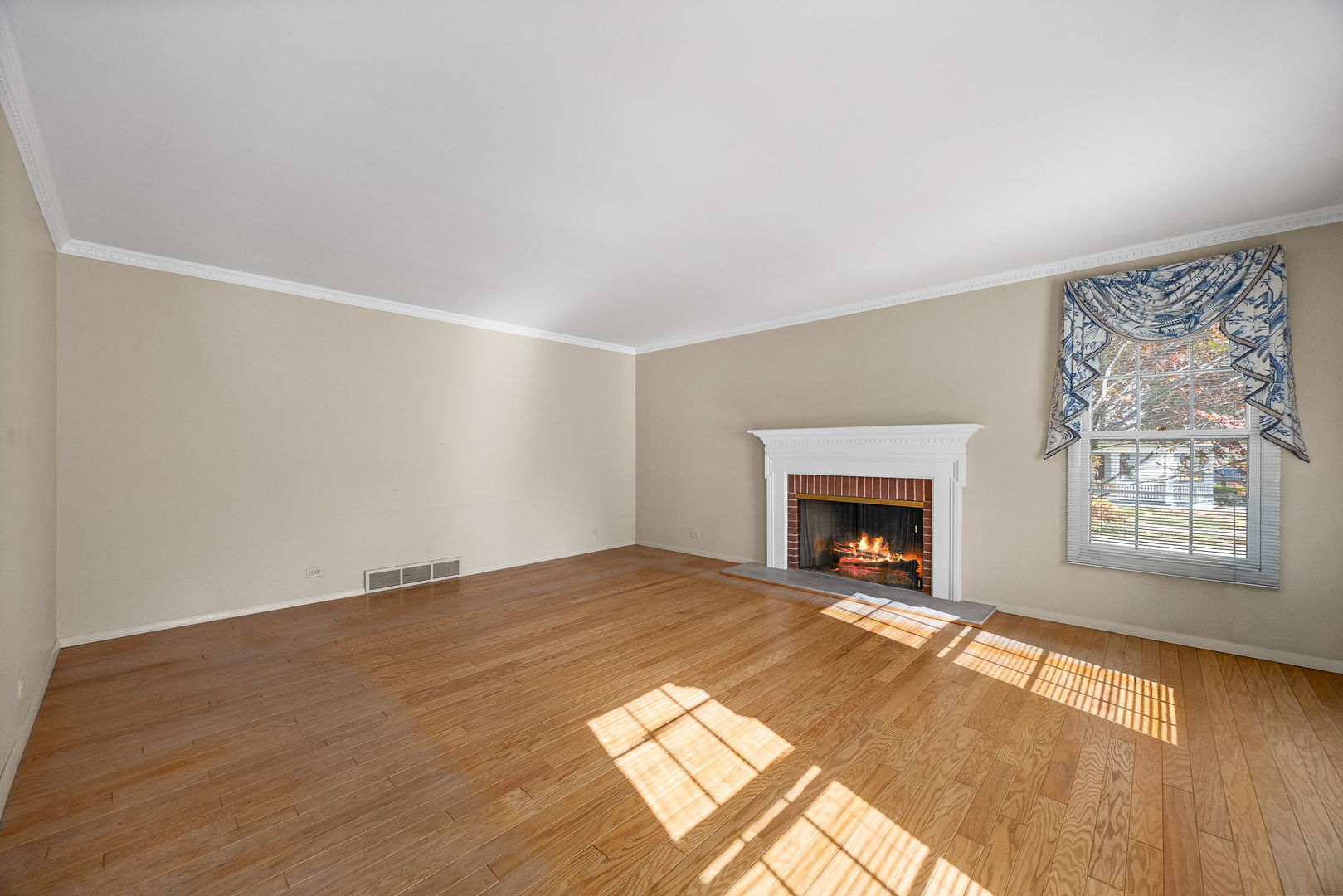 462 Fairview Avenue, Glen Ellyn, IL 60137