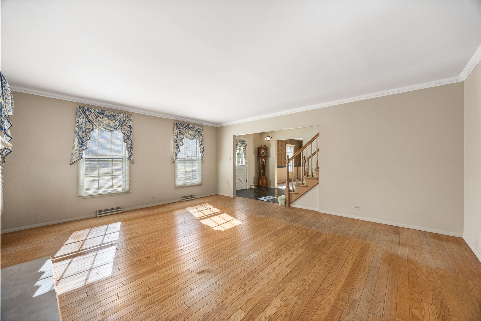 462 Fairview Avenue, Glen Ellyn, IL 60137