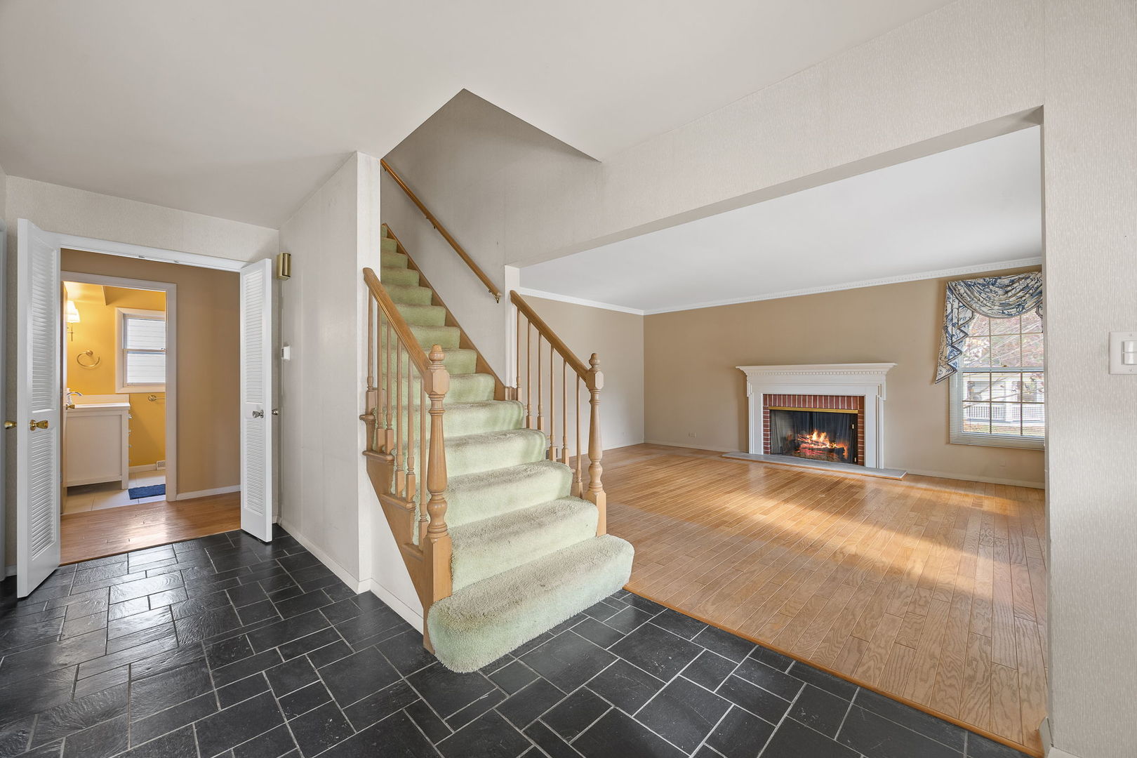 462 Fairview Avenue, Glen Ellyn, IL 60137