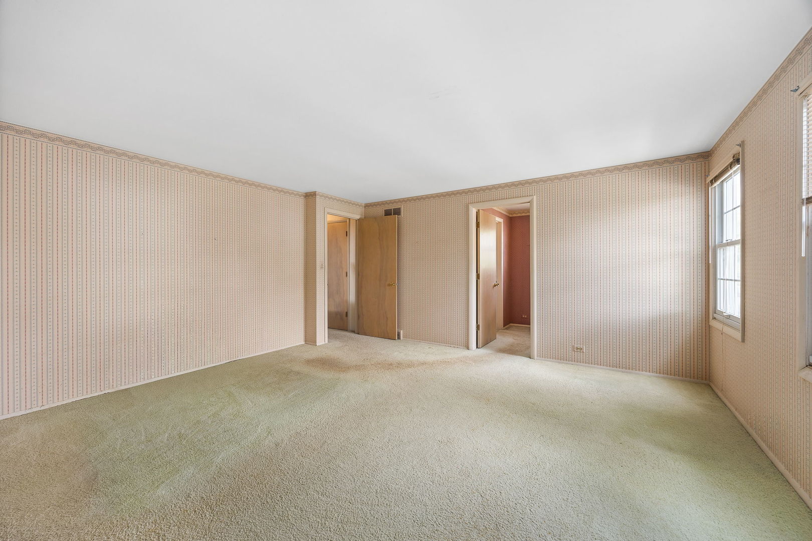 462 Fairview Avenue, Glen Ellyn, IL 60137