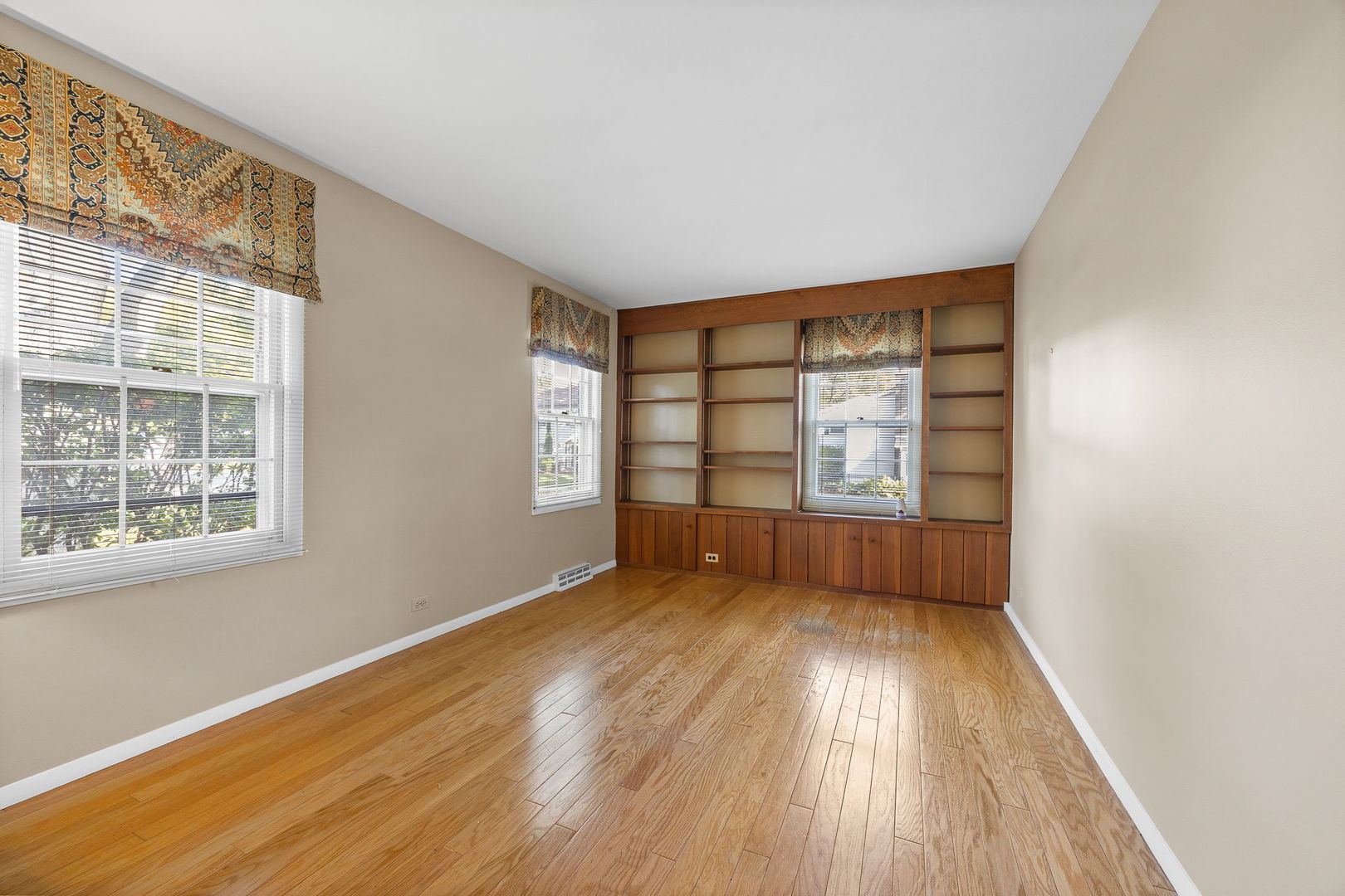 462 Fairview Avenue, Glen Ellyn, IL 60137