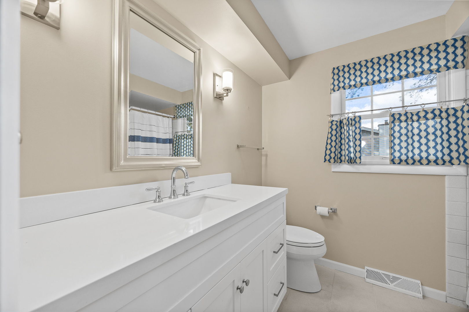 462 Fairview Avenue, Glen Ellyn, IL 60137