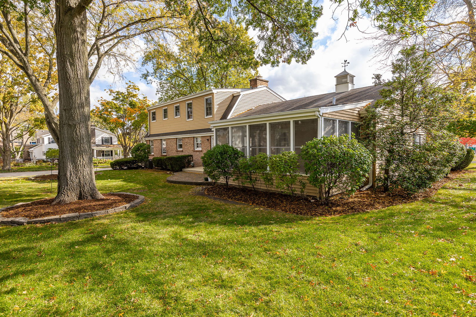 462 Fairview Avenue, Glen Ellyn, IL 60137