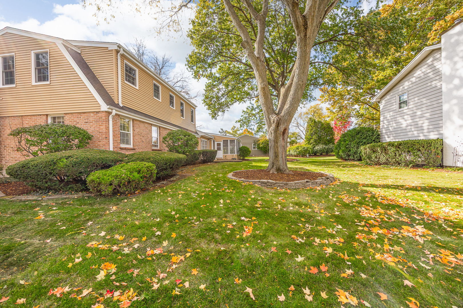 462 Fairview Avenue, Glen Ellyn, IL 60137