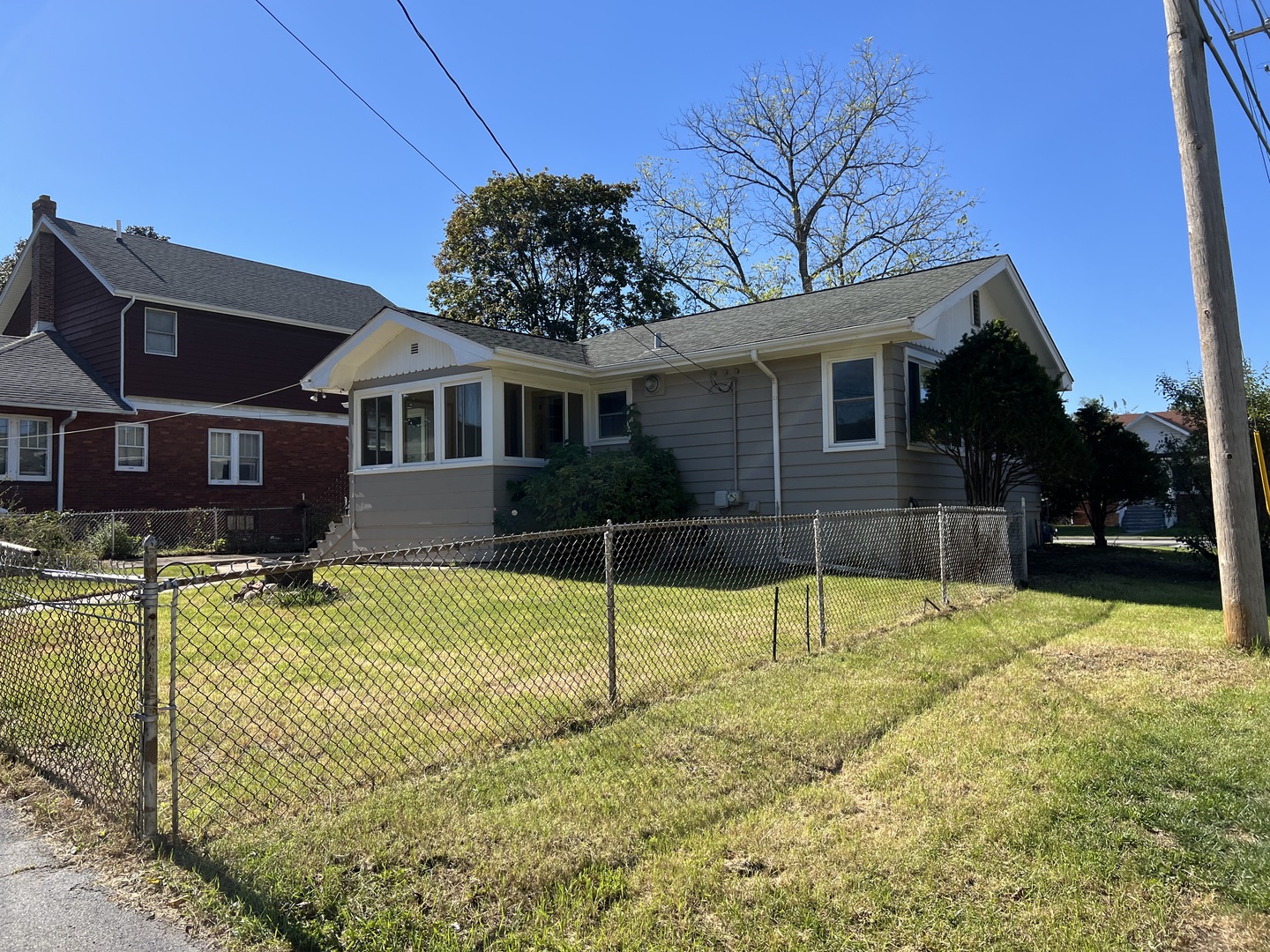 245 N Main Street, Crystal Lake, IL 60014