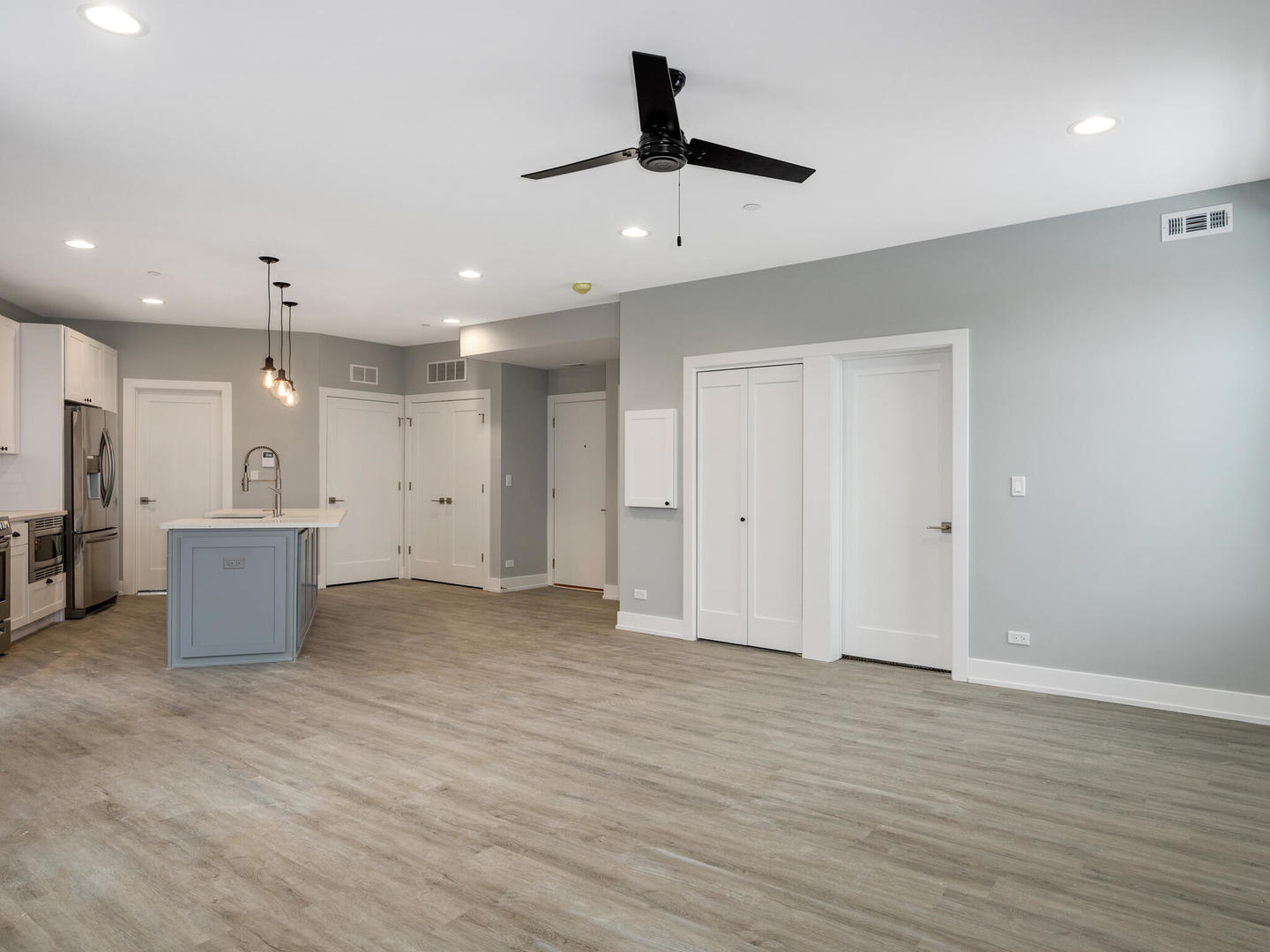 5528 W Gettysburg Street #1, Chicago, IL 60630