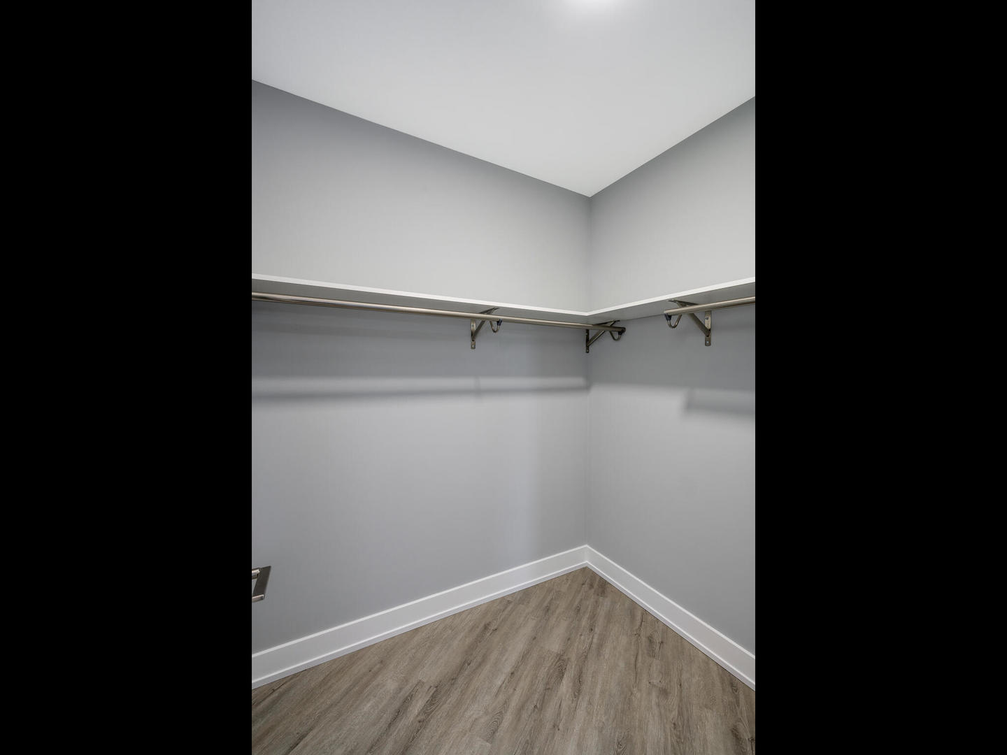 5528 W Gettysburg Street #1, Chicago, IL 60630