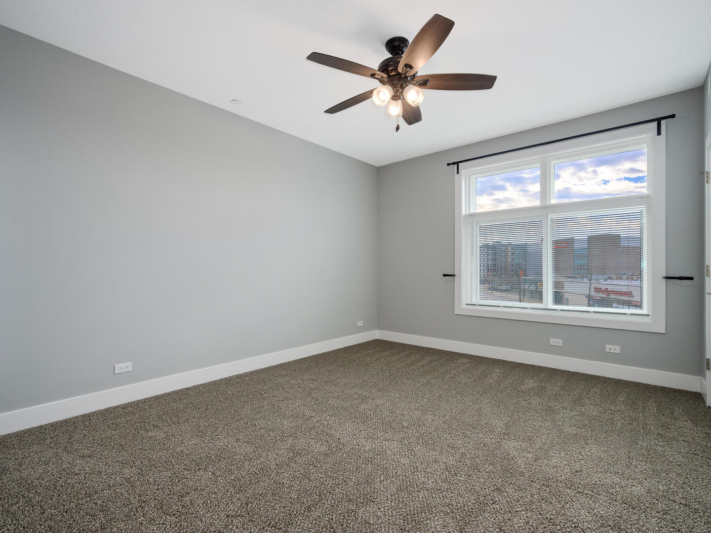 5528 W Gettysburg Street #1, Chicago, IL 60630