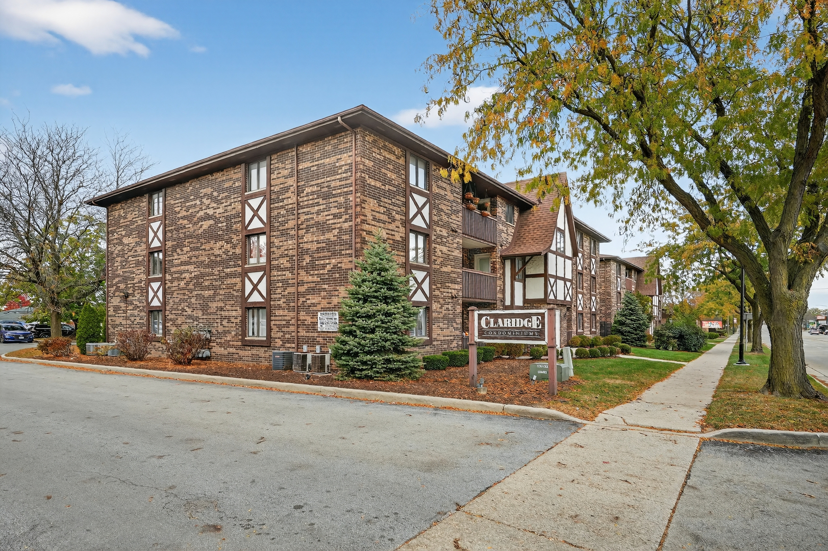 10630 Ridgeland Avenue #1B, Chicago Ridge, IL 60415