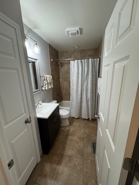 2941 Westridge Drive, Woodridge, IL 60517