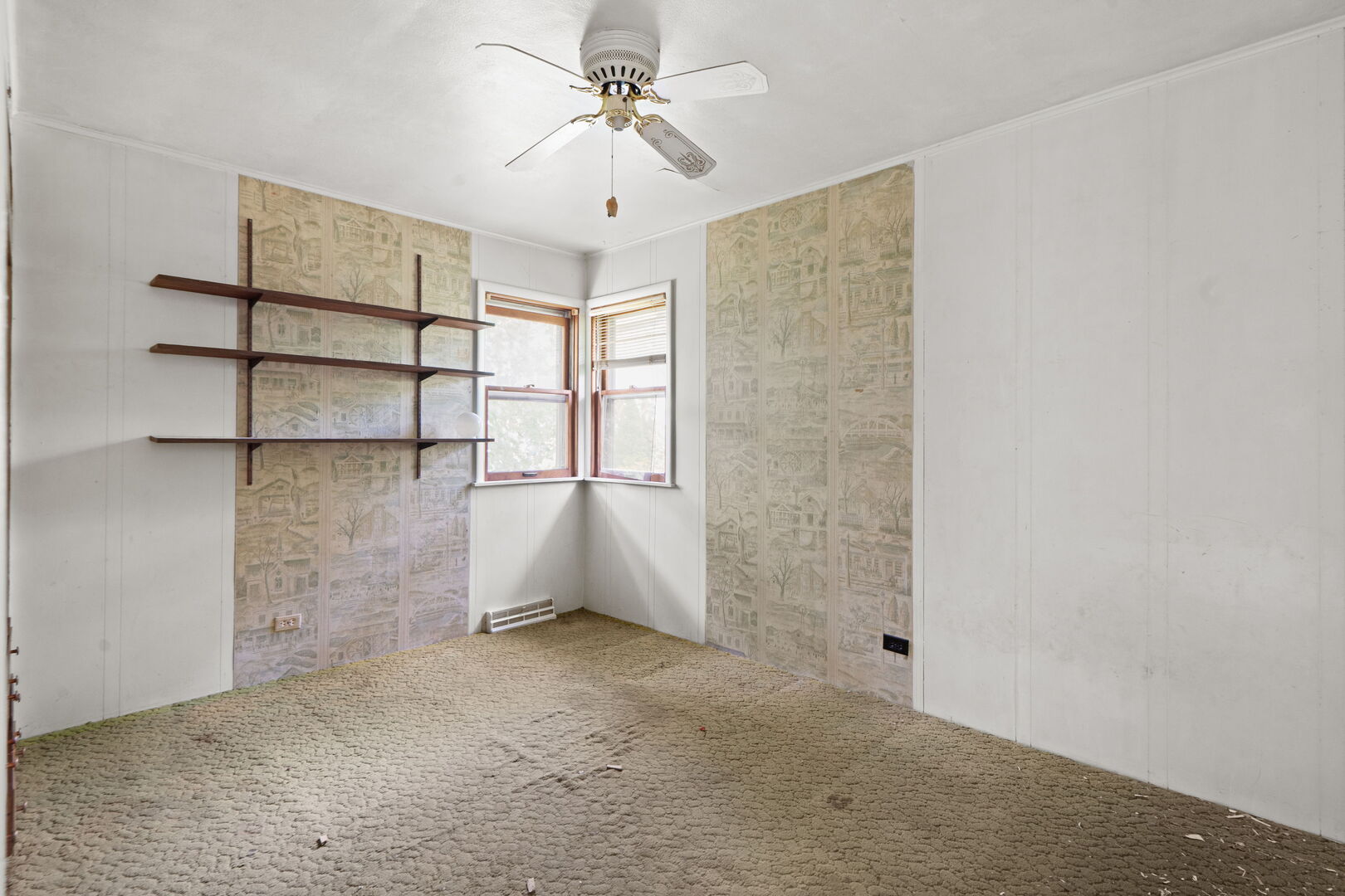 34906 N Augustana Avenue, Ingleside, IL 60041